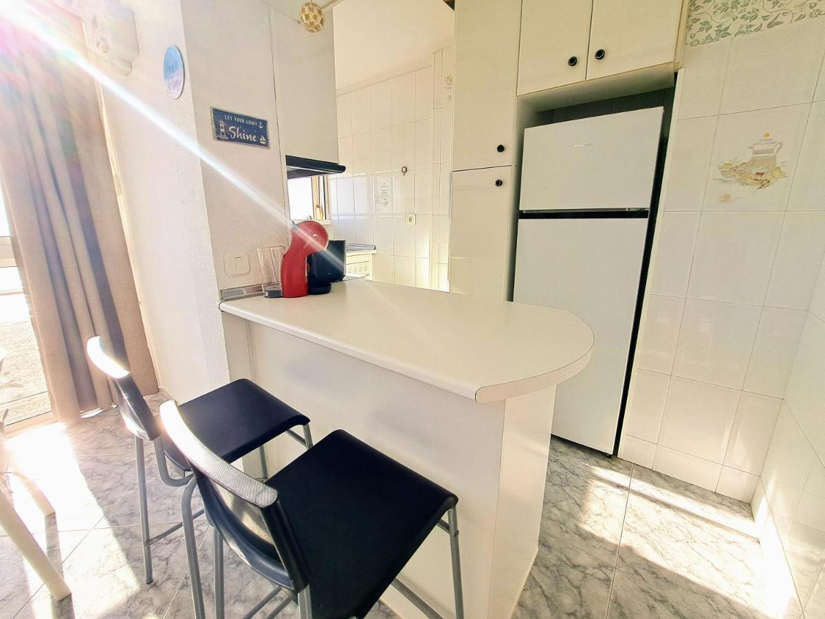 Ferienwohnung Sea Breeze Estepona Exterior foto