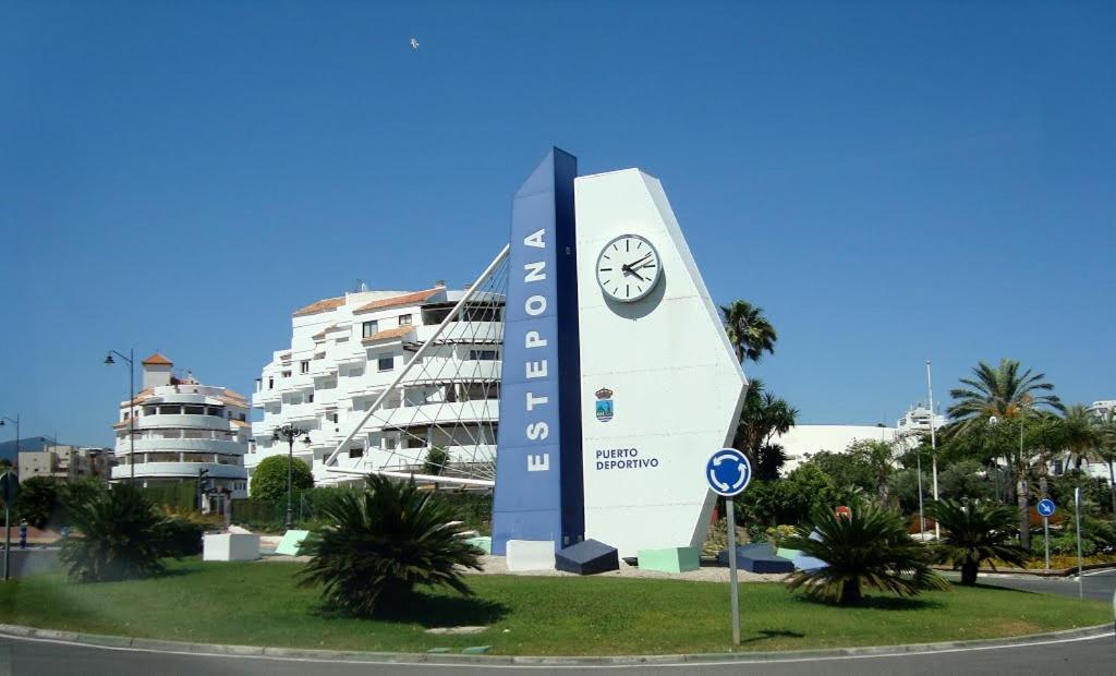 Ferienwohnung Sea Breeze Estepona Exterior foto